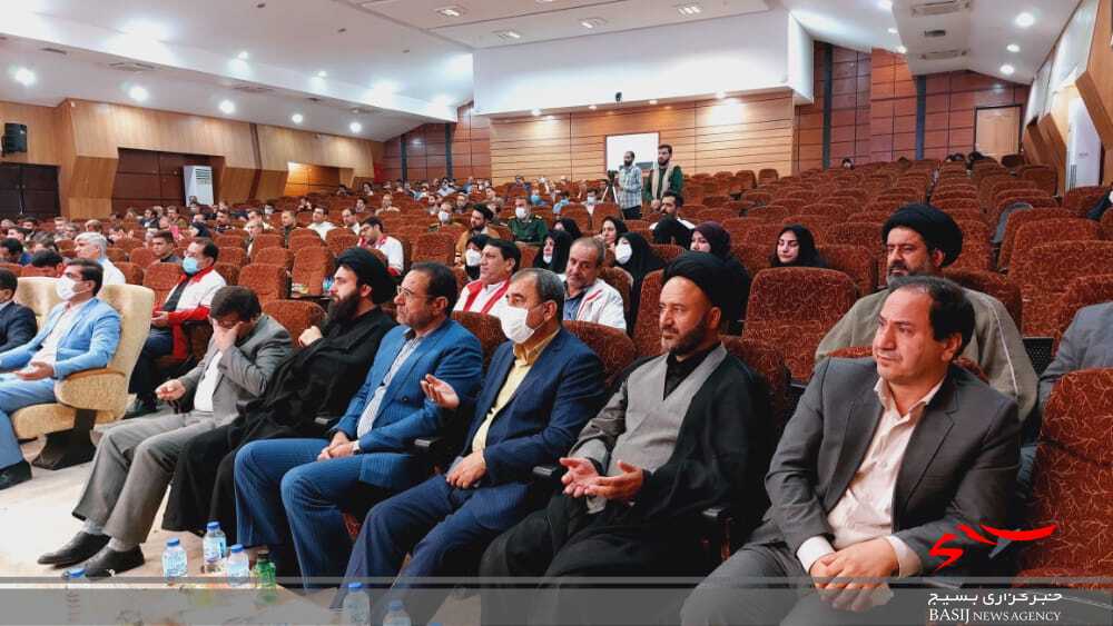 یادواره شهدای کارمند کهگیلویه و بویراحمد برگزار شد/ حجت الاسلام ملک محمدی: پیام شهدا وحدت و انسجام است