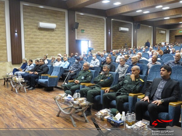 مراسم تجلیل از رزمندگان پیشکسوت در دلوار برگزار شد