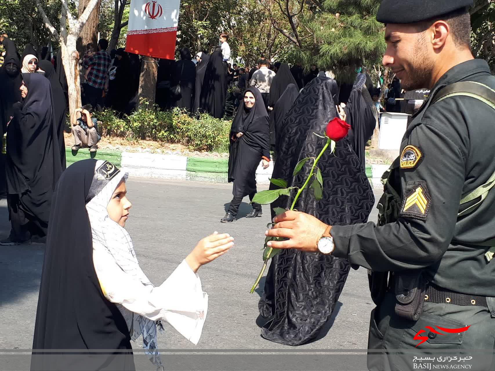 مردم قم حافظان امنیت تقدیر کردند