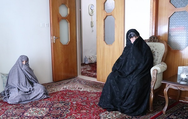 دیدار مدیرکل حفظ آثار دفاع مقدس آذربایجان شرقی با خانواده شهدای نیروی دریایی ارتش