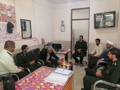 دیدار مسئول دفتر نمایندگی ولی فقیه سپاه ناحیه اردل با فرماندهی نیروی انتظامی شهر دشتک