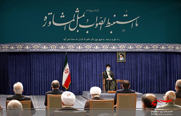 راه علاج دشمنیها، ایستادگی است؛ حوادث جزیی حواس مسئولان را از سازندگی پرت نکند راه علاج دشمنیها، ایستادگی است؛ حوادث جزیی حواس مسئولان را از سازندگی پرت نکند