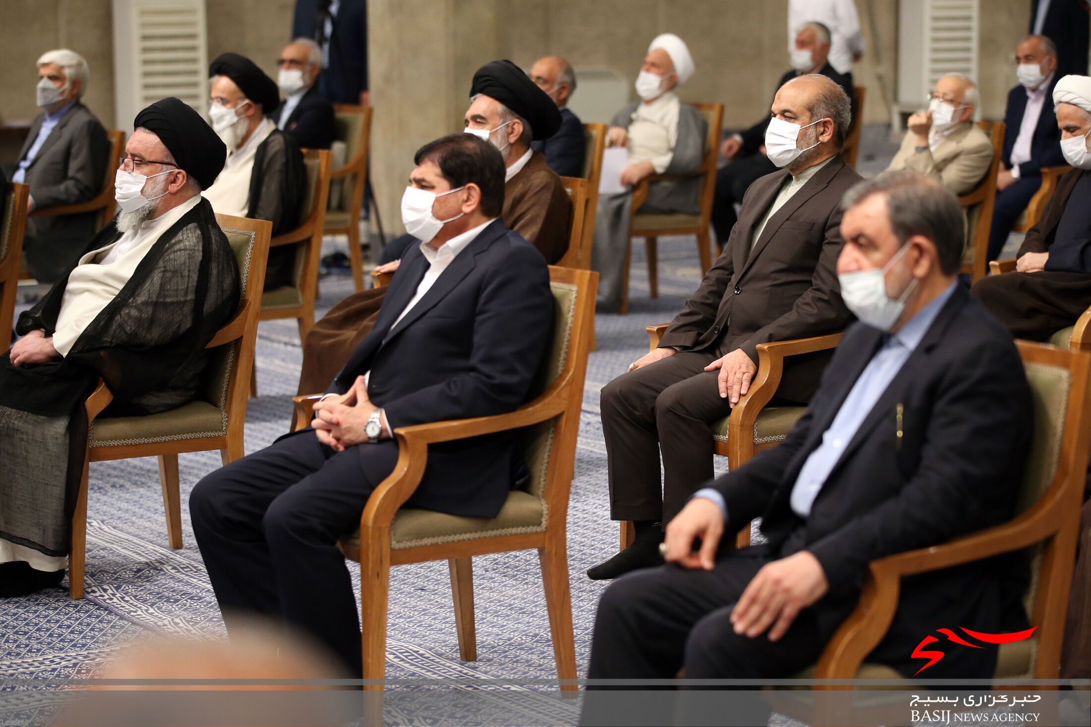 راه علاج دشمنیها، ایستادگی است؛ حوادث جزیی حواس مسئولان را از سازندگی پرت نکند راه علاج دشمنیها، ایستادگی است؛ حوادث جزیی حواس مسئولان را از سازندگی پرت نکند