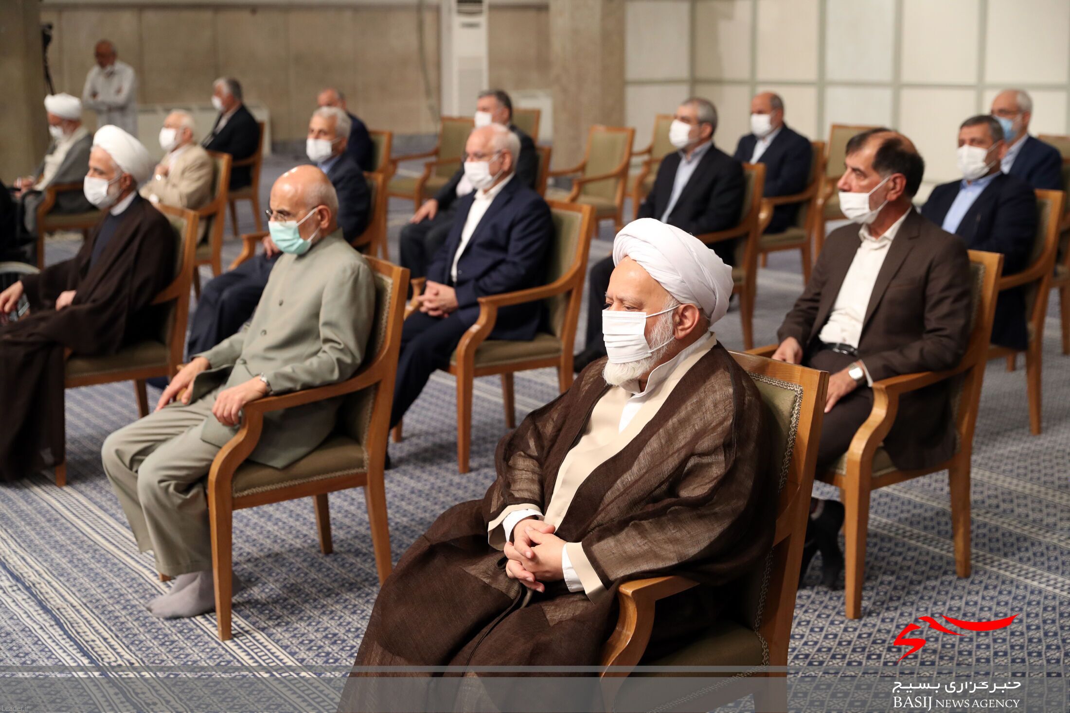 راه علاج دشمنیها، ایستادگی است؛ حوادث جزیی حواس مسئولان را از سازندگی پرت نکند راه علاج دشمنیها، ایستادگی است؛ حوادث جزیی حواس مسئولان را از سازندگی پرت نکند