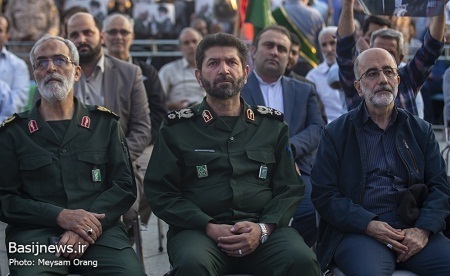 اجتماع مردمی بزرگداشت «حبیب حرم، سرلشکر شهید حسین همدانی» در میدان امام حسین برگزار شد