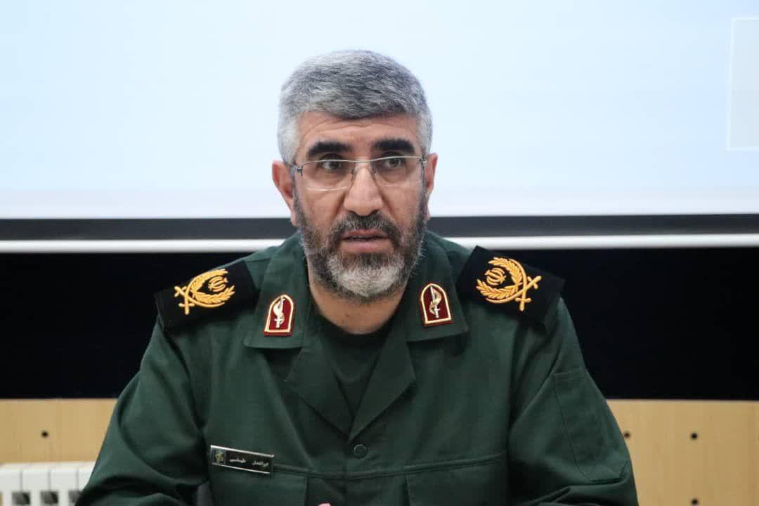سربازان مایه افتخار و زینت کشور هستند/آموزش 3500سرباز در قالب طرح مهارت‌آموزی در سپاه زنجان