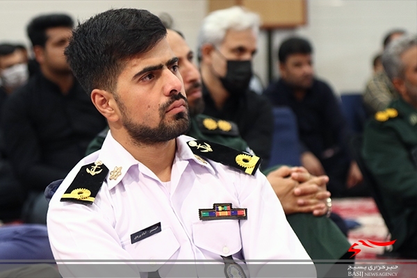 استکبار جهانی در تلاش است تا جامعه کلام رهبر جامعه را نشنود استکبار جهانی در تلاش است تا جامعه کلام رهبر جامعه را نشنود