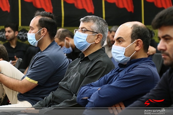 استکبار جهانی در تلاش است تا جامعه کلام رهبر جامعه را نشنود استکبار جهانی در تلاش است تا جامعه کلام رهبر جامعه را نشنود