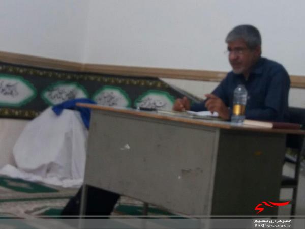 دوره آموزشی راویان دفاع مقدس در دلوار برگزار شد دوره آموزشی راویان دفاع مقدس در دلوار برگزار شد
