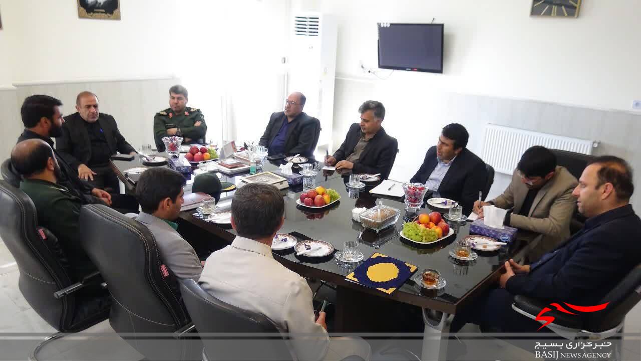سپاه یار دوازدهم در کنار آموزش وپرورش خواهد بود/ تاریخ دفاع مقدس جزئی از هویت ماست سپاه یار دوازدهم در کنار آموزش وپرورش خواهد بود/ تاریخ دفاع مقدس جزئی از هویت ماست