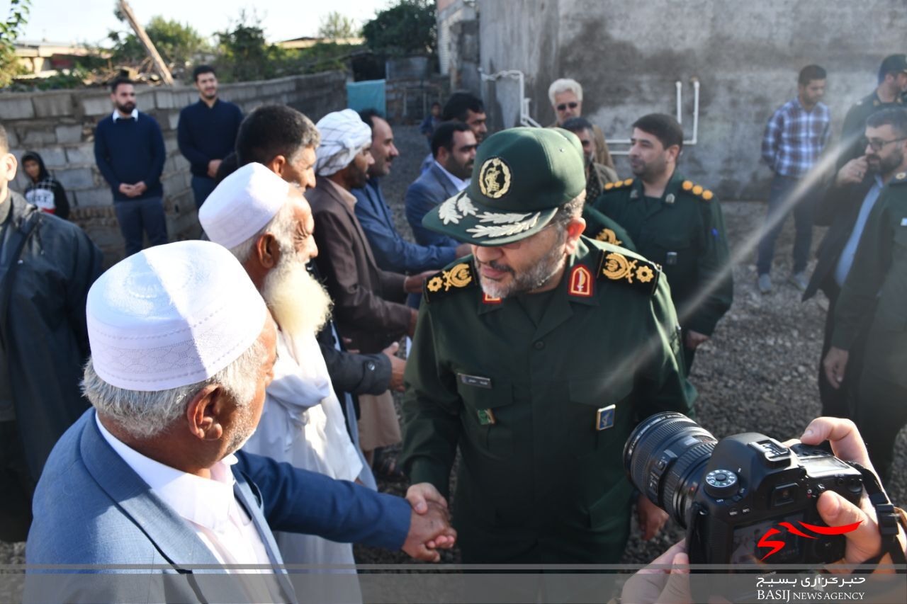 آیین پروژه آبرسانی به روستای سخی آباد شهرستان آق قلا با حضور سردار سلیمانی