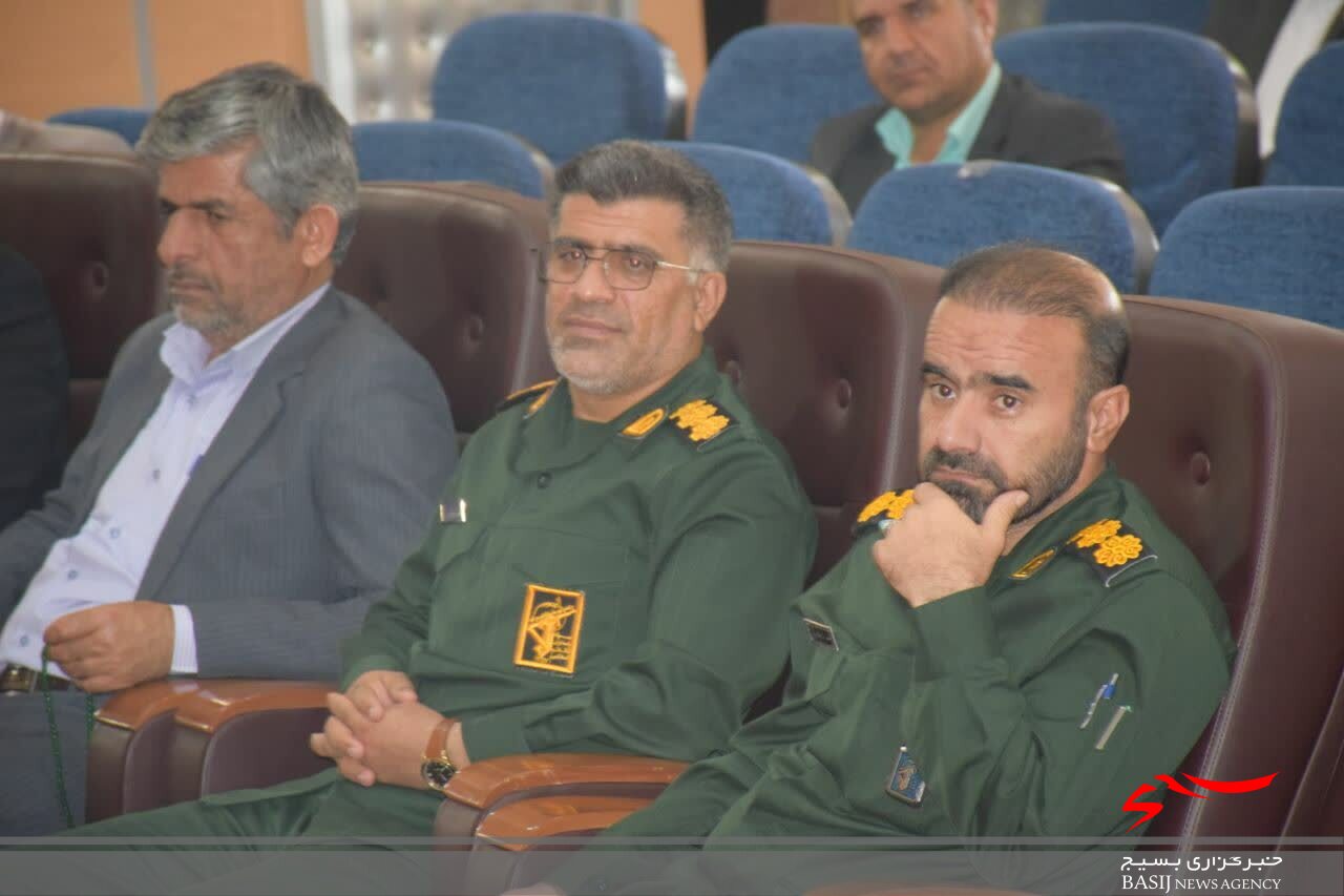 مراسم تحلیف کارآموزان وکالت و همایش بررسی نقش دشمن در حوادث اخیر در یاسوج برگزار شد
