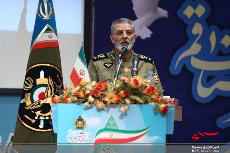 جهاد تبببن از مهمترین راهکارهای مقابله با امپراطوری رسانهای دشمن است جهاد تبببن از مهمترین راهکارهای مقابله با امپراطوری رسانهای دشمن است