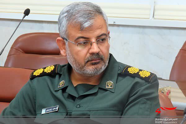 بسیج یکی از ذخایر اصلی انقلاب اسلامی میباشد بسیج یکی از ذخایر اصلی انقلاب اسلامی میباشد