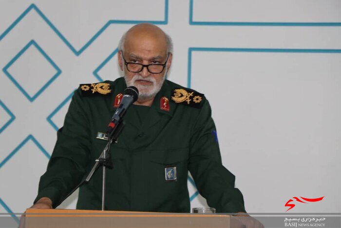 دیدار صمیمانه سردار غیاثی با فعالان فرهنگی