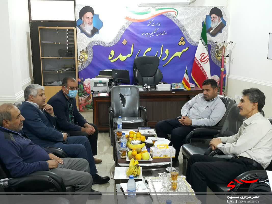 دیدار مدیرعامل مجمع خیرین سلامت استان با شهردار و رئیس شورای شهر لنده / پروژه های خیرسازی که در لنده ماندگار می شود