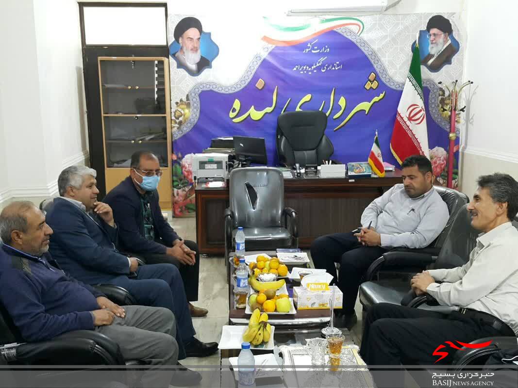 دیدار مدیرعامل مجمع خیرین سلامت استان با شهردار و رئیس شورای شهر لنده / پروژه های خیرسازی که در لنده ماندگار می شود