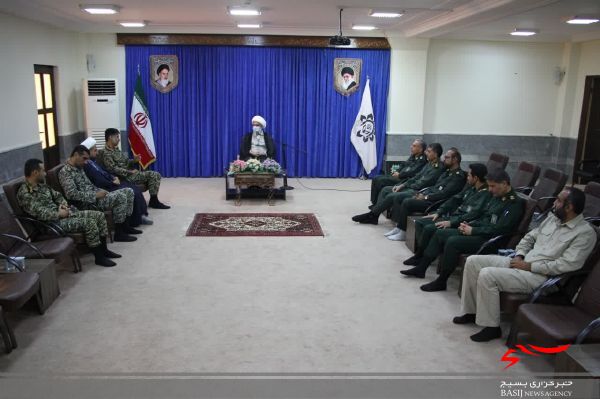 طبیعت جهان استکبار دشمنی کردن است