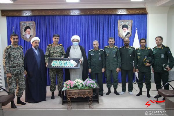طبیعت جهان استکبار دشمنی کردن است