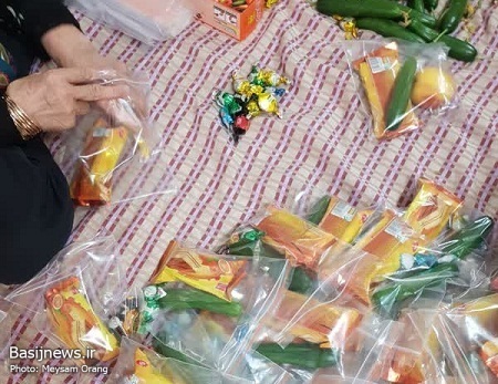 خدمت رسانی بسیجیان ناحیه شهید بهشتی به مدافعان امنیت در سطح شهر