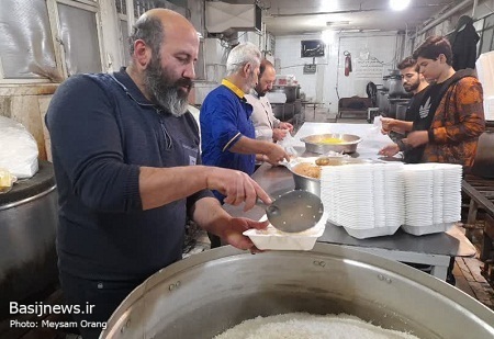 خدمات مشترک پایگاه های بسیج و گروه های جهادی در خدمت رسانی به مردم