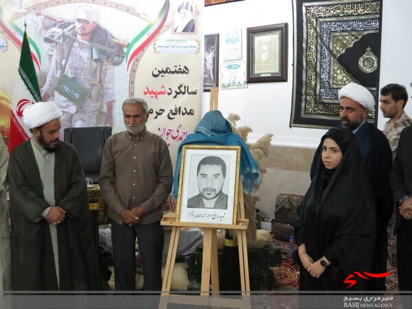 هفتمین سالگرد شهید مدافع حرم شهید احمدی جوان برگزار شد هفتمین سالگرد شهید مدافع حرم شهید احمدی جوان برگزار شد
