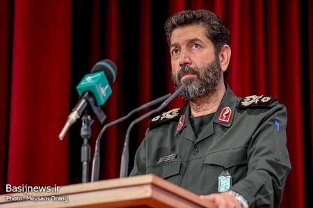 ملت ایران دست رد بر فتنه دشمنان زد