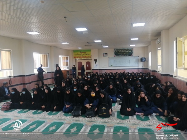 مراسم ایام فاطمیه در مدارس شهر دلوار برگزار شد