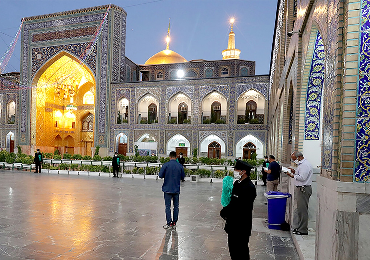 طرح شوق زیارت در بین مددجویان زنجانی اجرا می شود طرح شوق زیارت در بین مددجویان زنجانی اجرا می شود