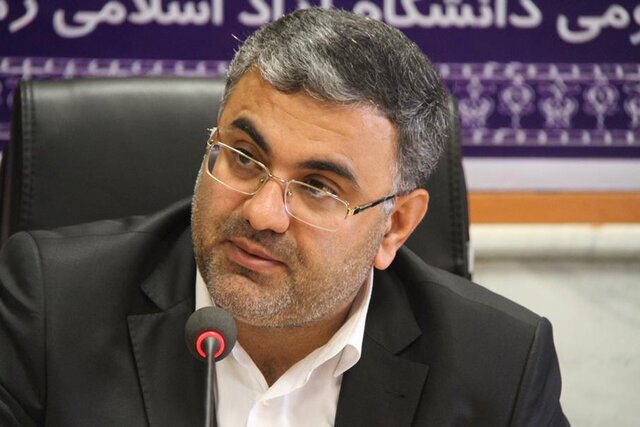 آماده سازی نیروی انسانی شهرداری برای زمستان/ هزینه ۲۰ میلیارد تومانی شهرداری زنجان برای خرید ماشین آلات برف روبی آماده سازی نیروی انسانی شهرداری برای زمستان/ هزینه ۲۰ میلیارد تومانی شهرداری زنجان برای خرید ماشین آلات برف روبی
