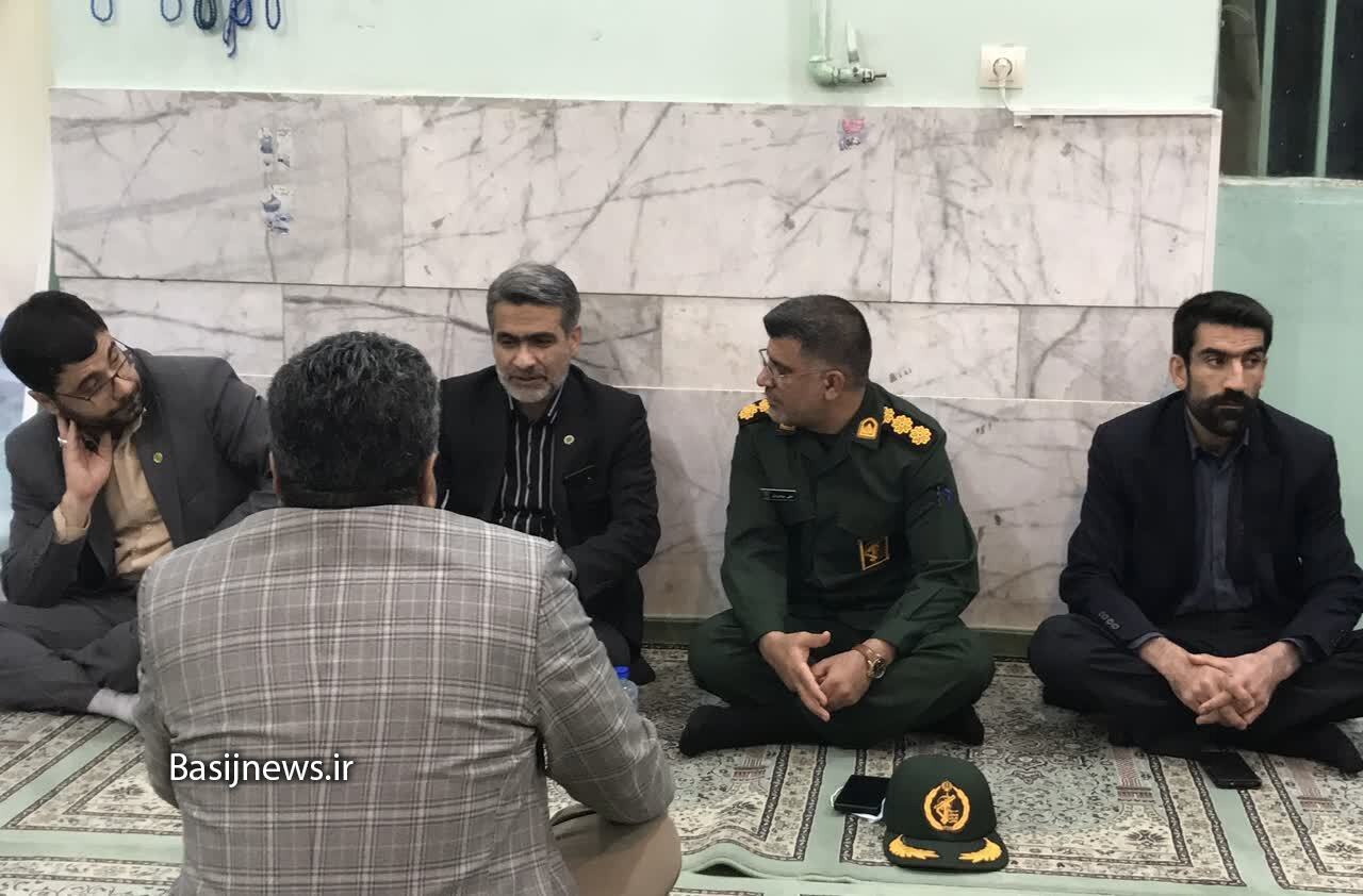 ارایه خدمات مشاوره ای حقوقی و قضایی رایگان به مردم در مسجد امام حسن عسکری(ع) یاسوج