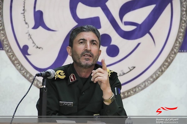 پیام تبریک فرمانده سپاه استان بمناسبت سالروز تشکیل بسیج مستضعفین/پیام قدردانی از اهالی استان بابت حضور چشمگیر در مراسمات بسیج پیام تبریک فرمانده سپاه استان بمناسبت سالروز تشکیل بسیج مستضعفین/پیام قدردانی از اهالی استان بابت حضور چشمگیر در مراسمات بسیج