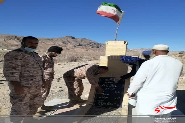 برگزاری مراسم غبارروبی و عطر افشانی گلزار شهید کردی شهرستان تفتان