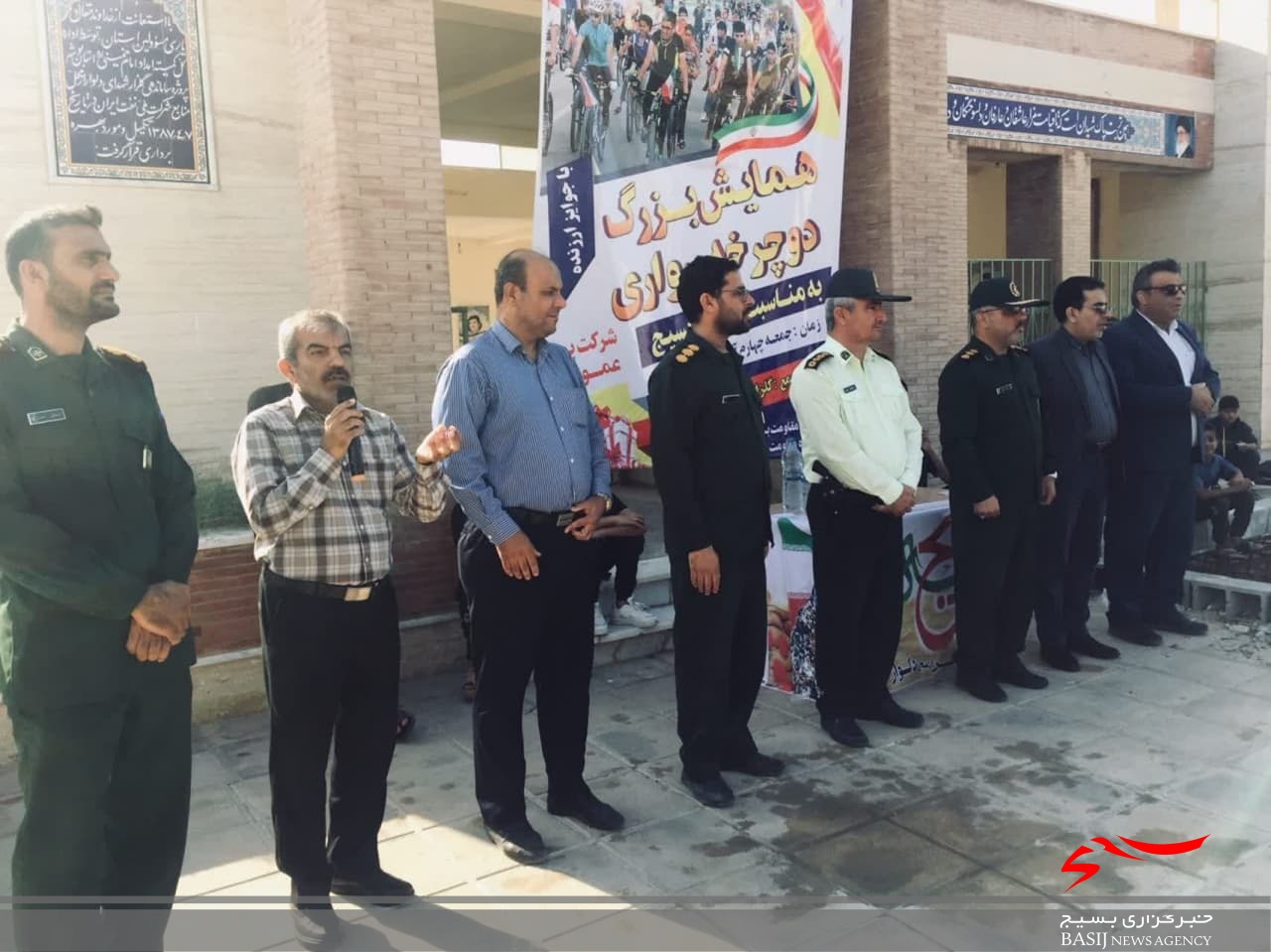 همایش بزرگ دوچرخه سواری در دلوار برگزار شد همایش بزرگ دوچرخه سواری در دلوار برگزار شد
