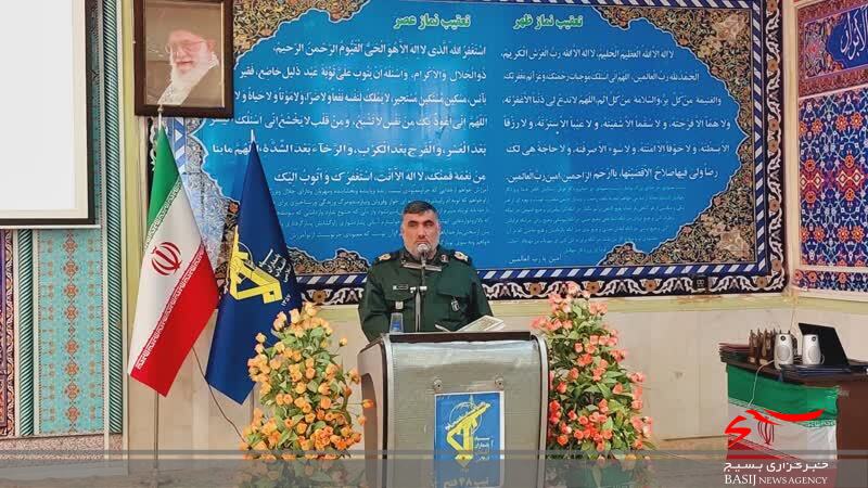 برترین های جشنواره مالک اشتر تیپ 48 فتح تجلیل شدند برترین های جشنواره مالک اشتر تیپ 48 فتح تجلیل شدند