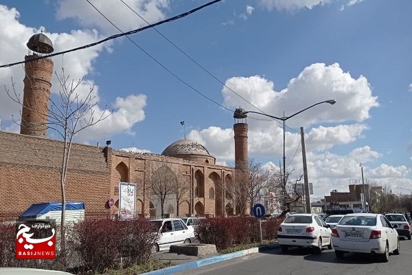 ظهر بهاری، حسی ناشناخته و مسجد ثقه الاسلام