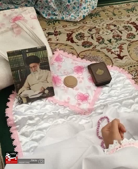 برگزاری مراسم جشن تکلیف ۷۰ نفری دختران در شبستان مسجد علی بن موسی الرضا(ع)
