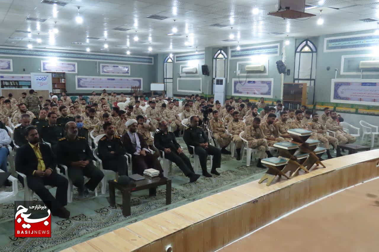 سربازان محافظ مردم اند/ اقتدار نیروهای مسلح، ستون جامعه است