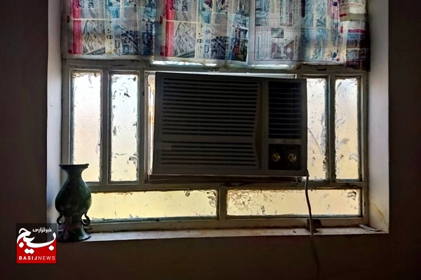 اهدای یک دستگاه کولر گازی به خانواده مستمند کنگانی اهدای یک دستگاه کولر گازی به خانواده مستمند کنگانی