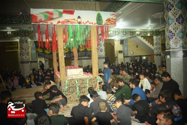 برگزاری مراسم استقبال و وداع با یک شهید گمنام در شهر عسلویه برگزاری مراسم استقبال و وداع با یک شهید گمنام در شهر عسلویه