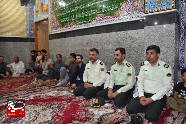 برگزاری مراسم استقبال و وداع با یک شهید گمنام در شهر عسلویه برگزاری مراسم استقبال و وداع با یک شهید گمنام در شهر عسلویه