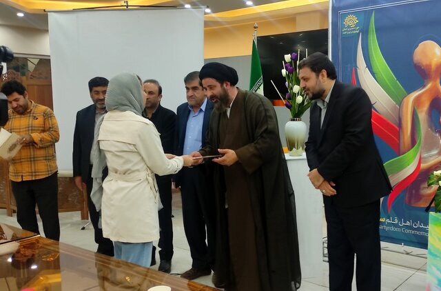 هنرمندان برگزیده سال ۱۴۰۱ کهگیلویه و بویراحمد معرفی شدند