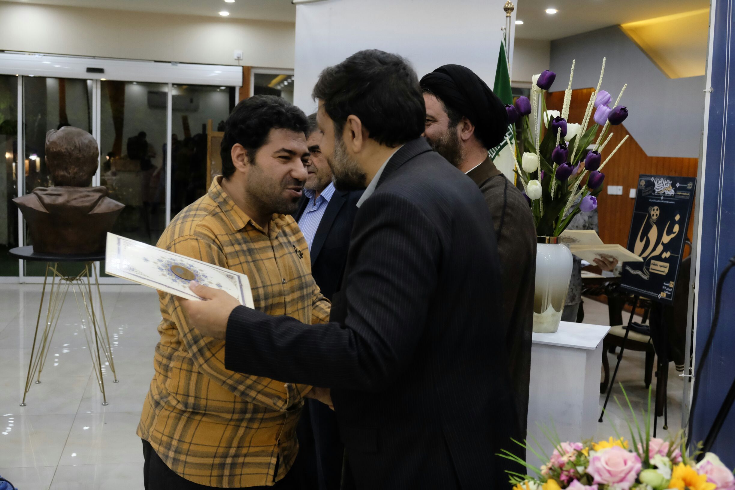 هنرمندان برگزیده سال ۱۴۰۱ کهگیلویه و بویراحمد معرفی شدند