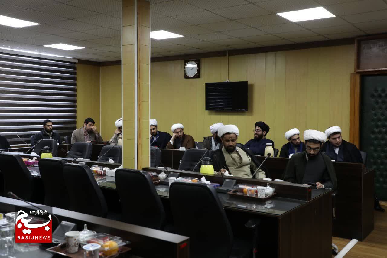 ضرورت تعامل و همکاری اداره تبلیغات استان و شهرستان ها با سپاه