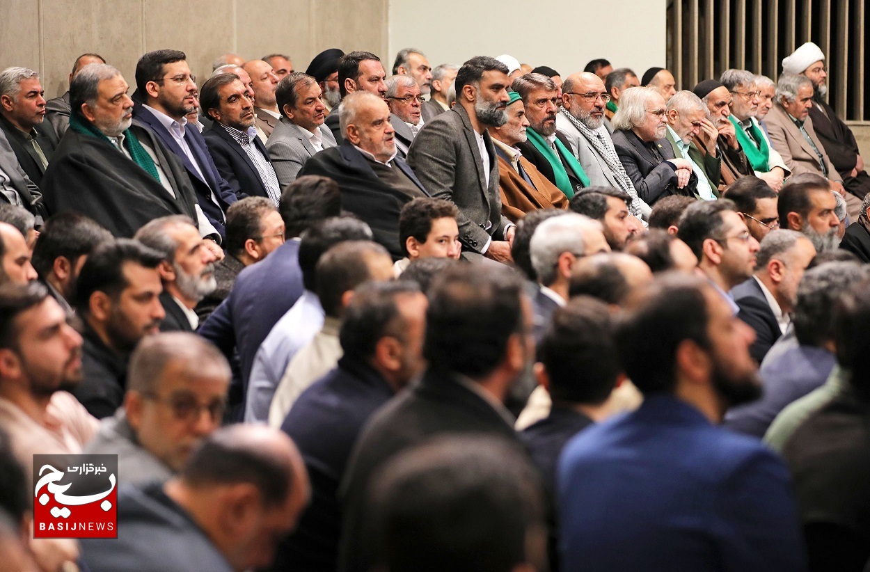 جهاد تبیین از خصوصیات بسیار برجسته فاطمه زهرا / در زمان ما بزرگترین کسی که جهاد تبیین کرد امام راحل بود/ هنر مداحی جزو مهم‌ترین بخش‌های قدرت نرم جامعه اسلامی/ شرکت در انتخابات وظیفه است