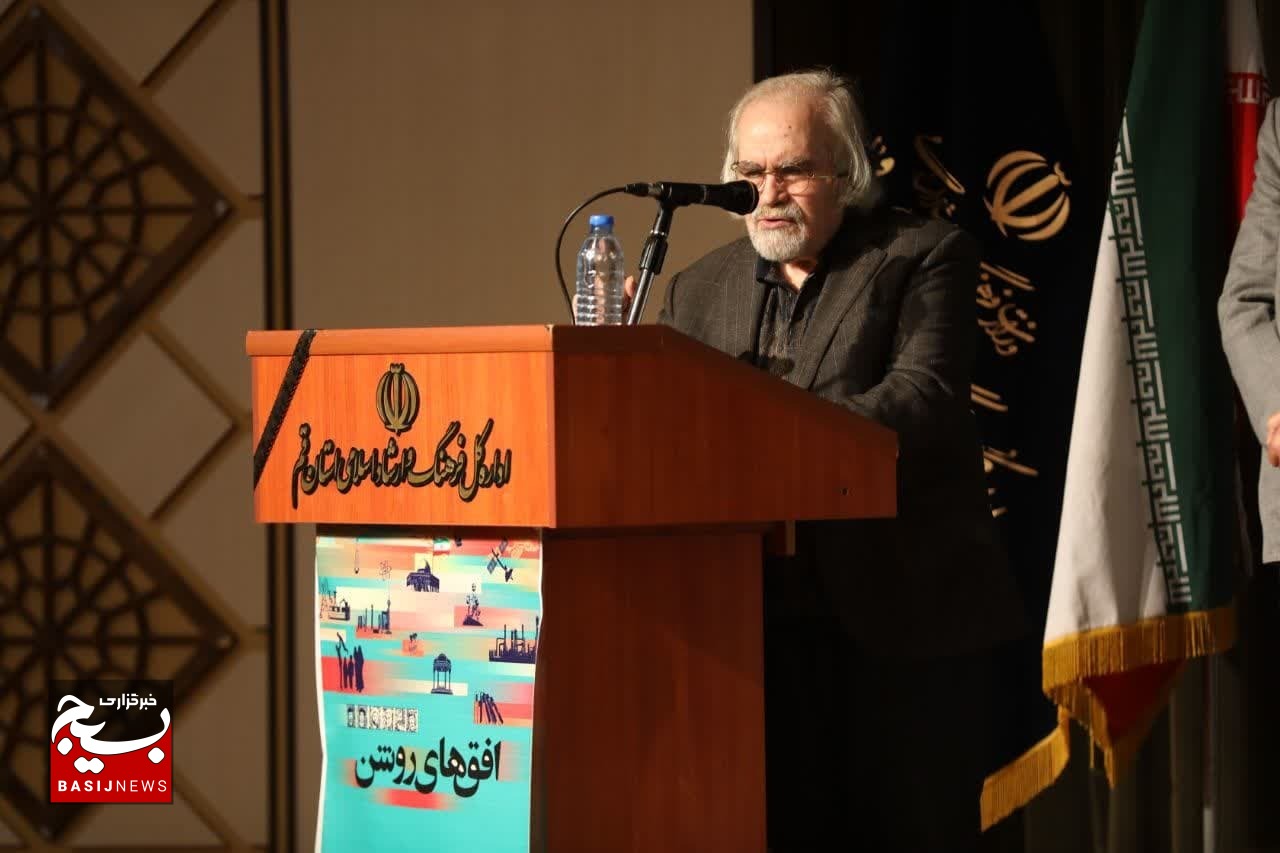 برگزیدگان دهمین جشنواره سراسری «شعر بسیج» معرفی شدند