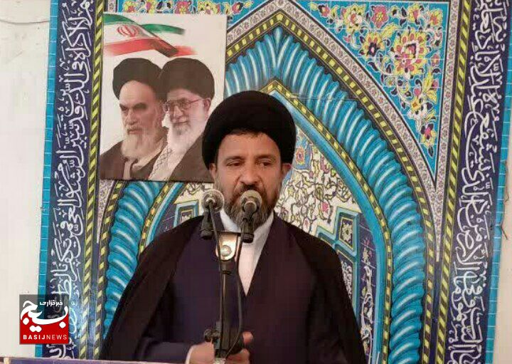 دشمنان ایران اسلامی از تفکر و مکتب حاج قاسم سلیمانی و زائران مرقد مطهرش می‌ترسند