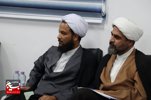 ۹دی تجلی دست قدرت الهی در حمایت از انقلاب اسلامی است
