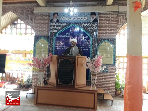 ۹ دی روز بزرگ برهم زننده نقشههای دشمنان علیه ایران است ۹ دی روز بزرگ برهم زننده نقشههای دشمنان علیه ایران است