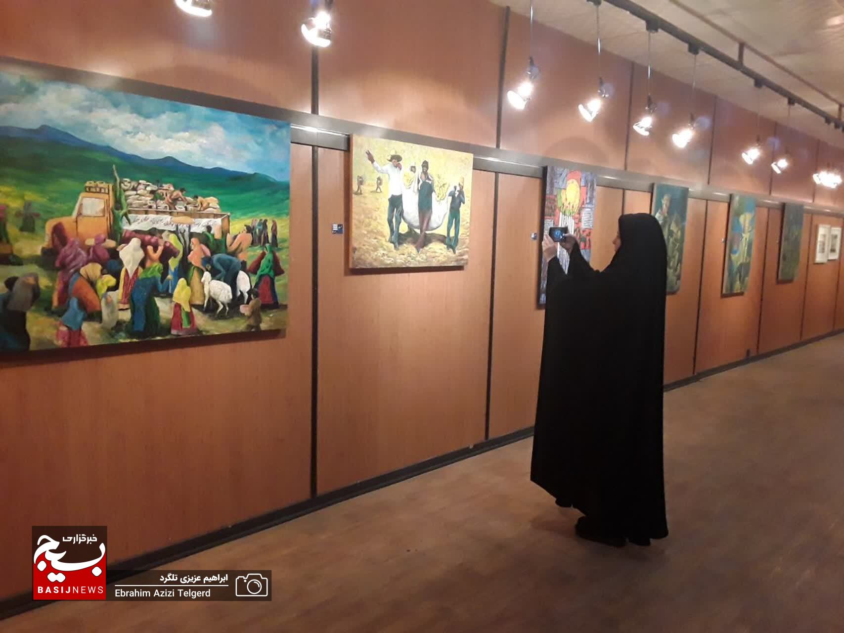 جشنواره هنرهای تجسمی فجر در یاسوج افتتاح شد